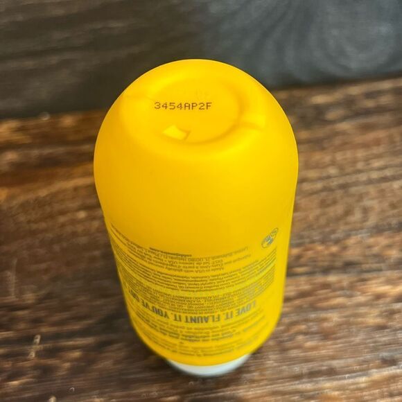 Sol de Janeiro BUNDLE 3 Brazilian 4-Play Moisturizing Cream Shower Gel. 3 fl oz. - Picture 6 of 11